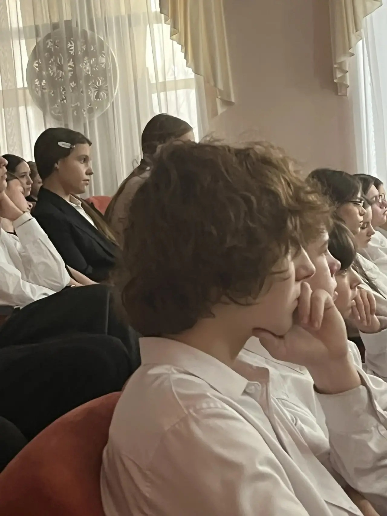  Буллинг и безопасному поведению в сети 