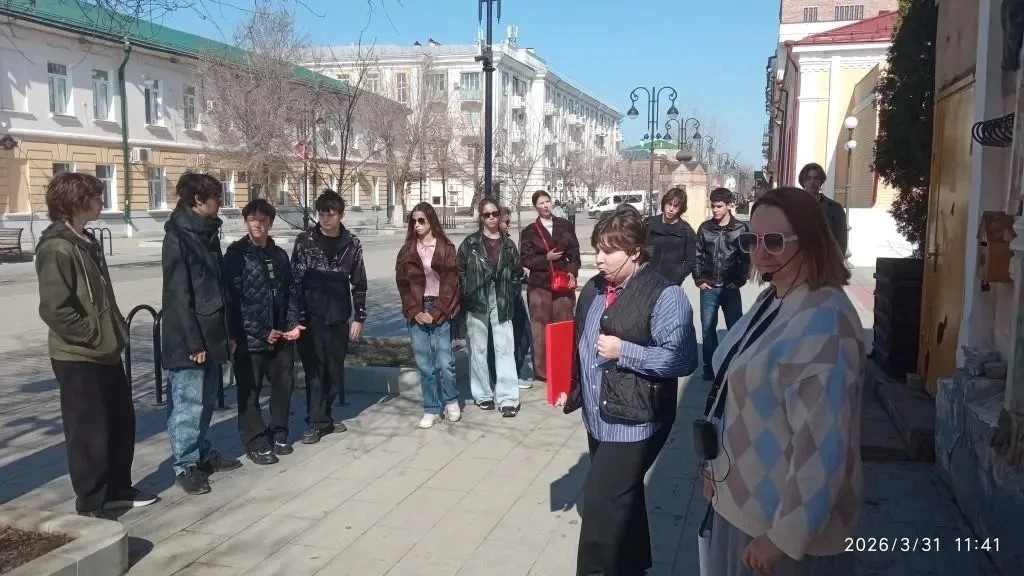 Экскурсия по улице Советской в Оренбурге – это отличный способ погрузиться в прошлое и увидеть связь между архитектурой и литературой.